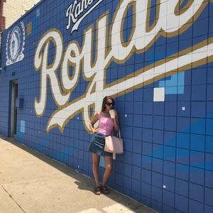 Meet your Posher, Abby